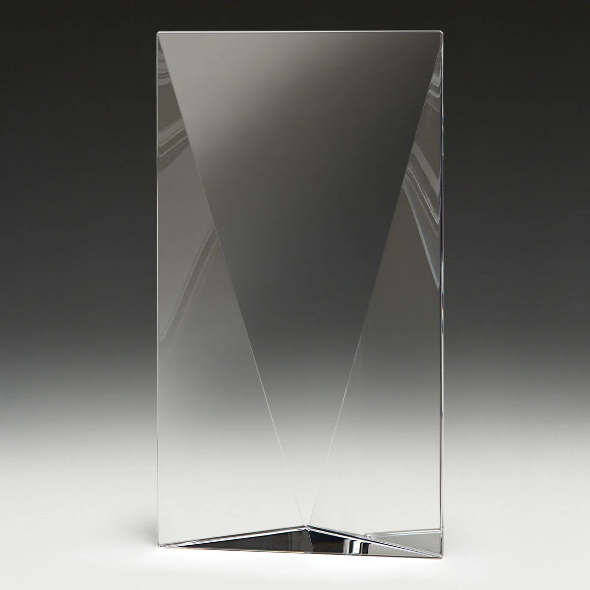 Capstone award with crystal construction