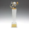 uc04a-grey-bg Character crystal pedestal with crystal construction