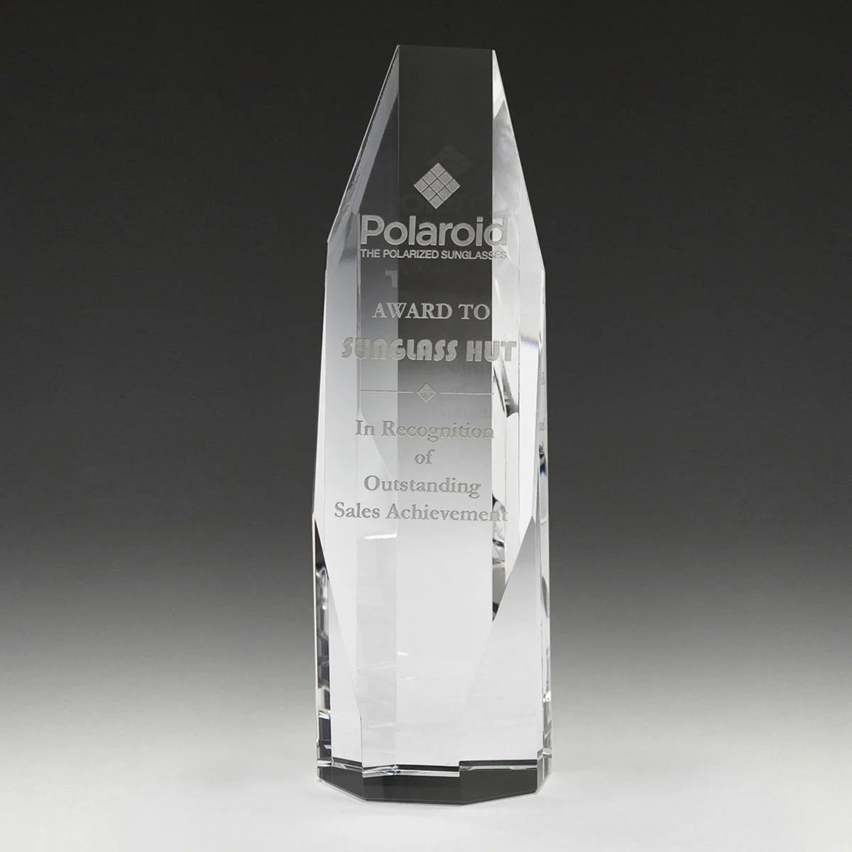 cc643s-grey-bg Crystal octagon with crystal construction